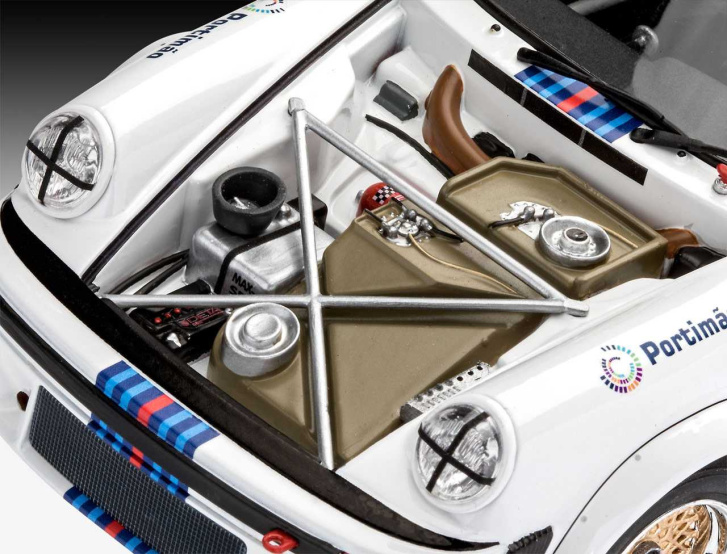 Revell – Porshe 934 RSR Martini