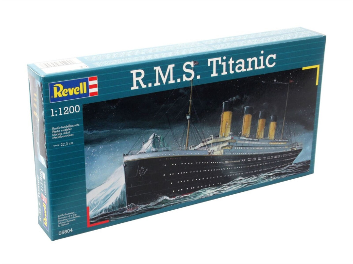 Revell -  R.M.S. Titanic