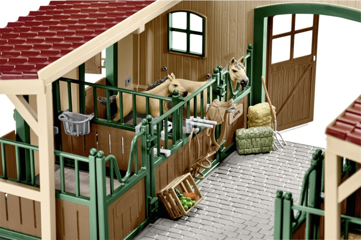 Schleich - Stáj s koňmi