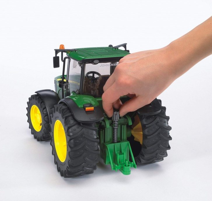 Traktor JD 7930