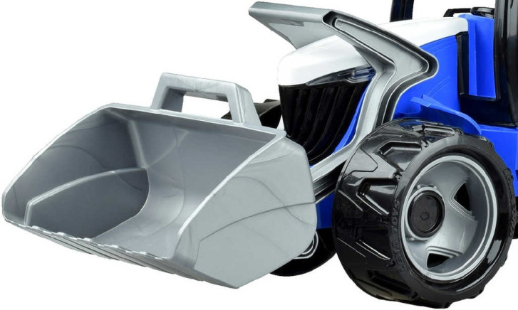Traktor s lžící