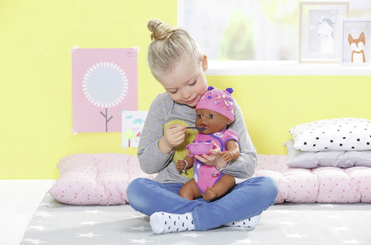 Baby Born – Panenka černoška