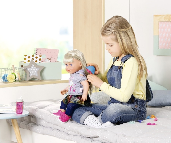 Baby Born - Starší sestřička Soft Touch