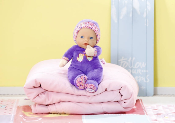 Baby born – Panenka s chrastítkem