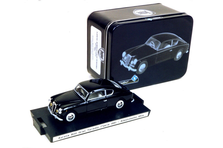 Lancia Aurelia 1:43