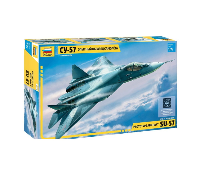 Model stíhačky - SU-57