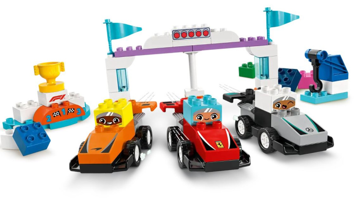 10445 Lego Duplo – Závodní auta a řidiči týmu F1®